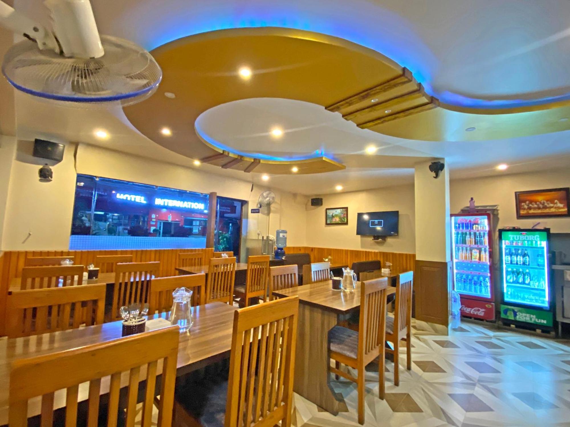Hotel Airport Holiday Kathmandu Bagian luar foto
