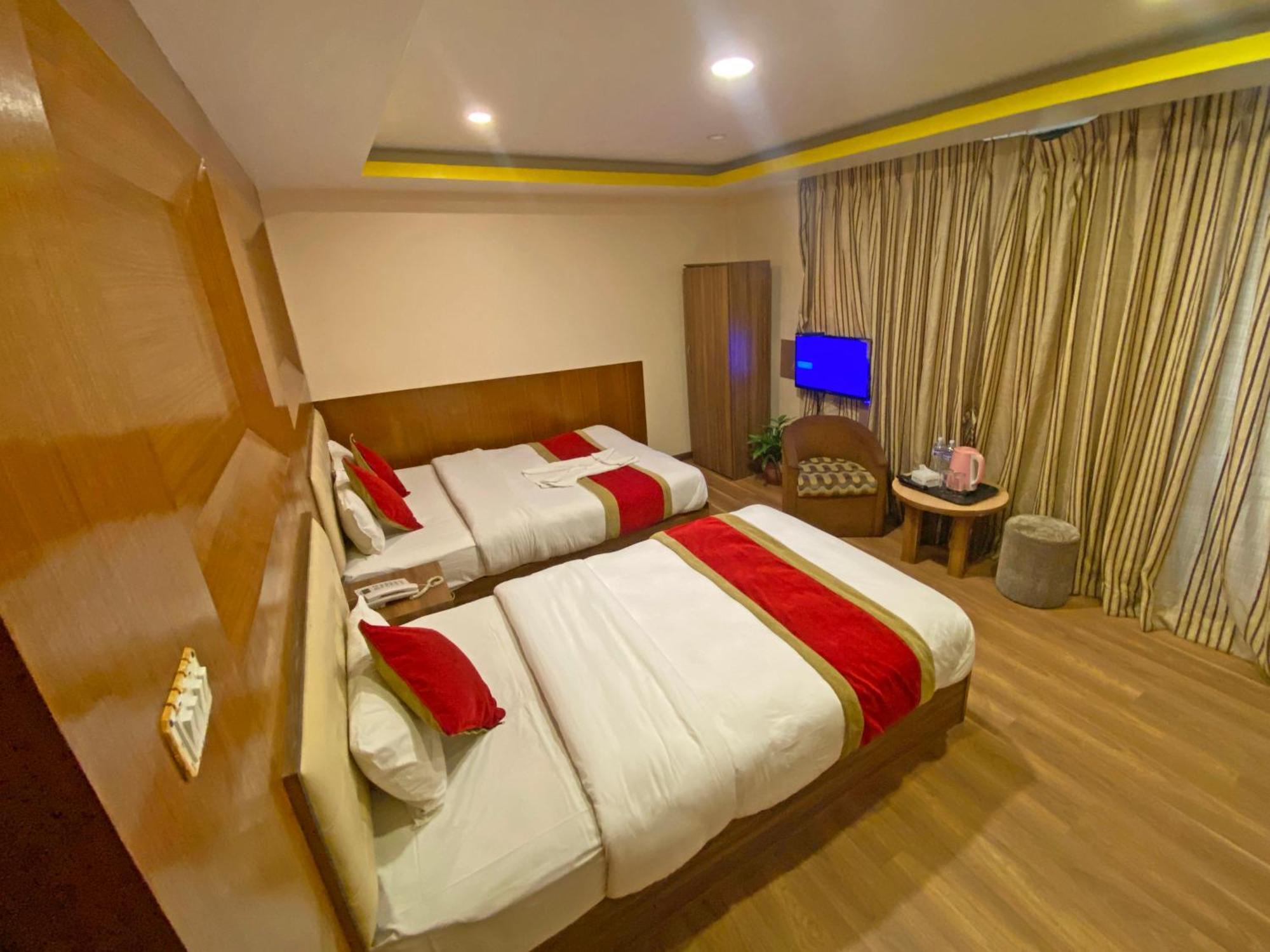 Hotel Airport Holiday Kathmandu Bagian luar foto