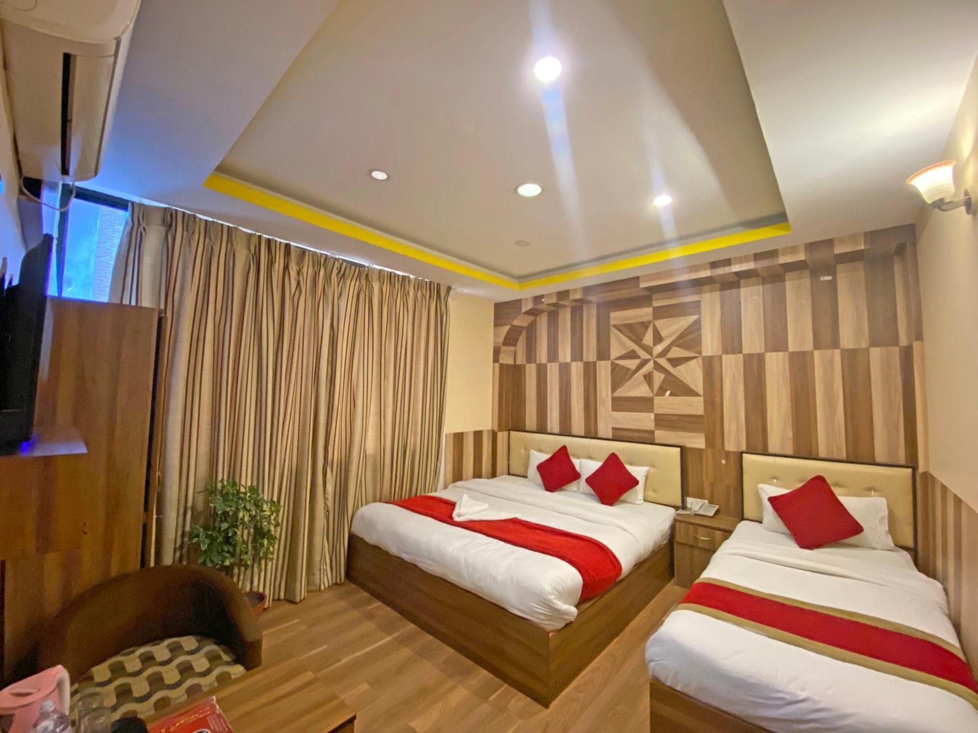 Hotel Airport Holiday Kathmandu Bagian luar foto