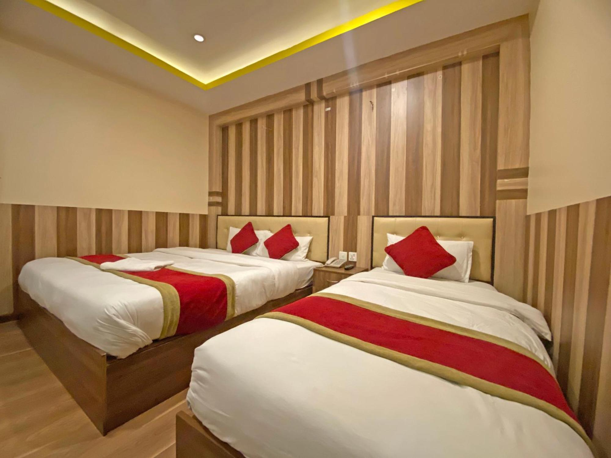 Hotel Airport Holiday Kathmandu Bagian luar foto